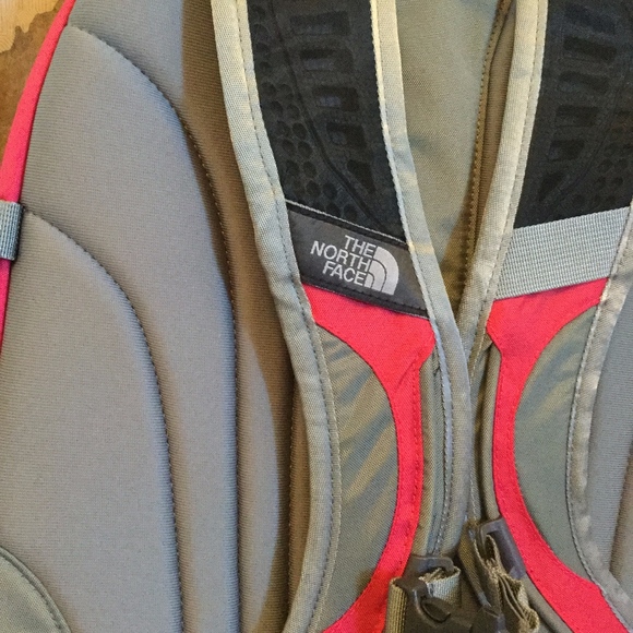 NWT The North Face Women's Borealis Backpack - Picture 7 of 7